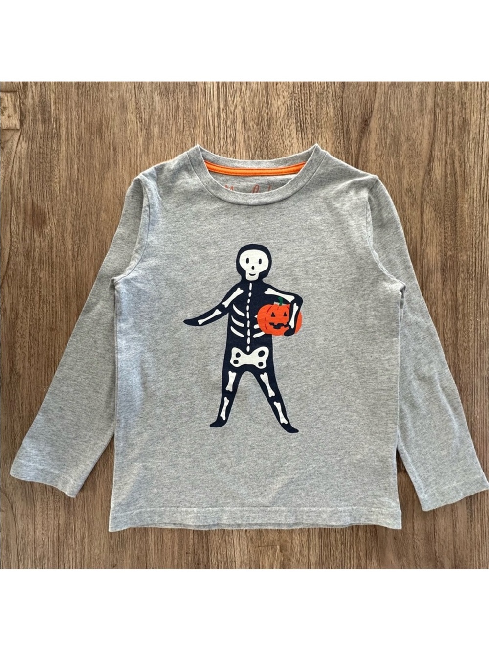 Halloween Shirt with Skeleton and
Jack-O'-Lantern (5-6Y)